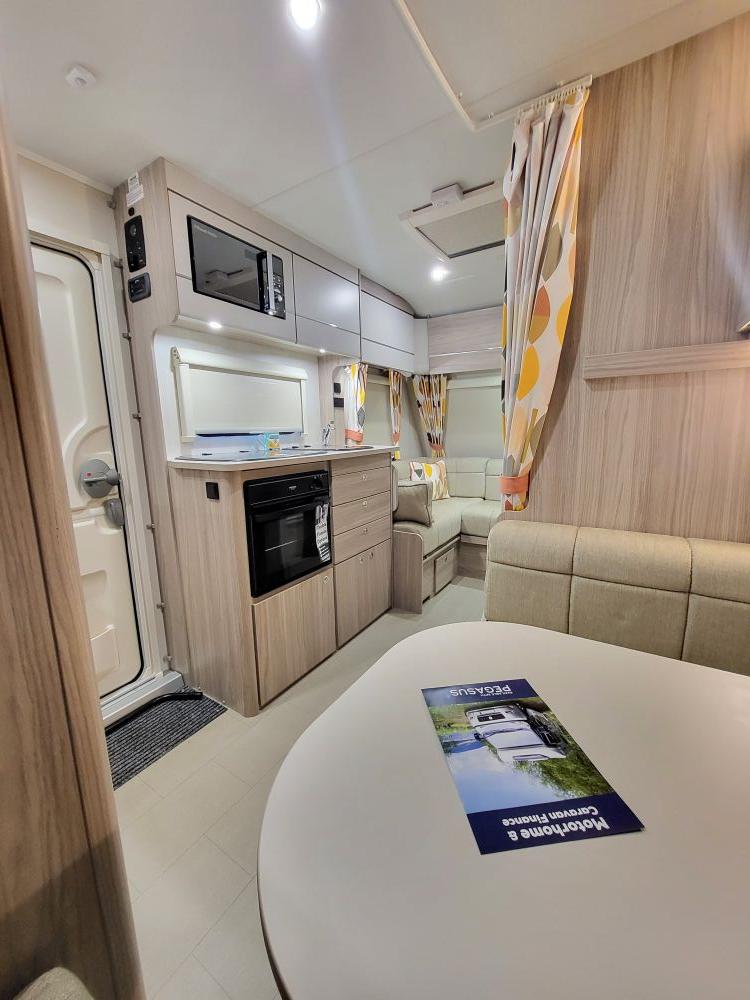 Elddis  Xplore 304 SE