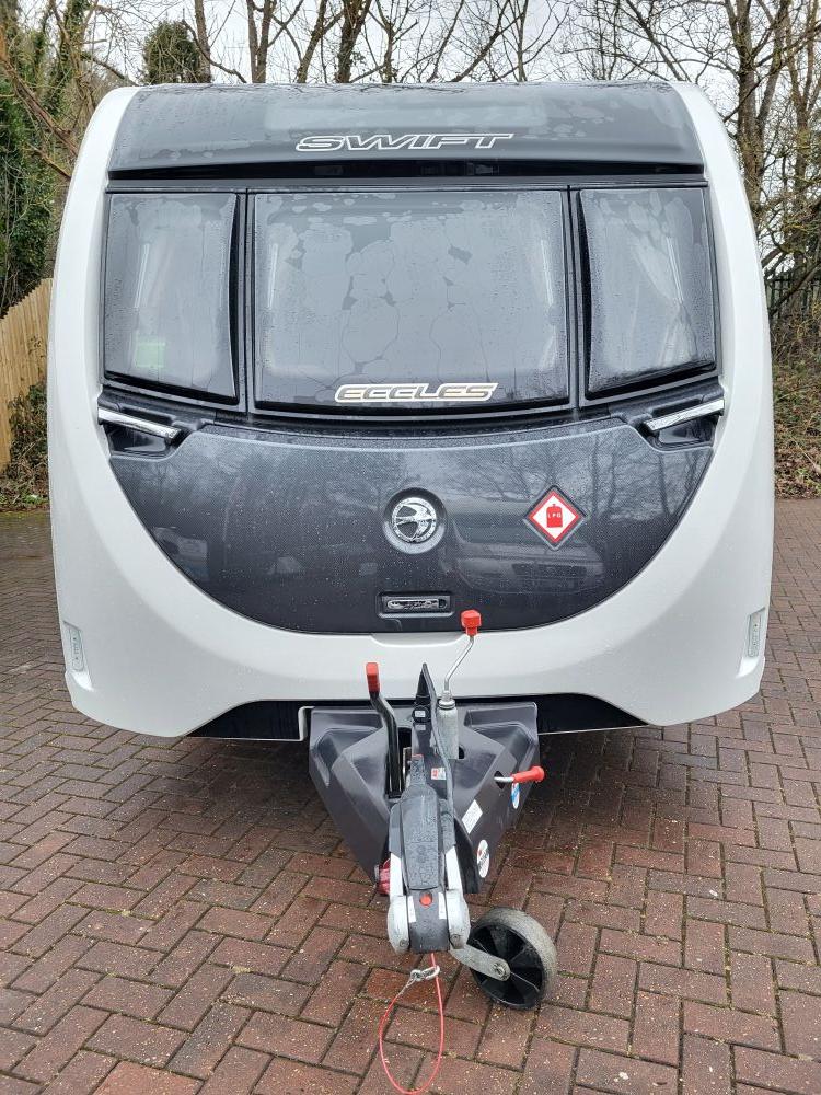 Swift  Eccles 560