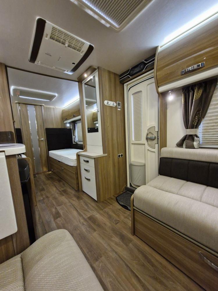 Swift Elegance 565